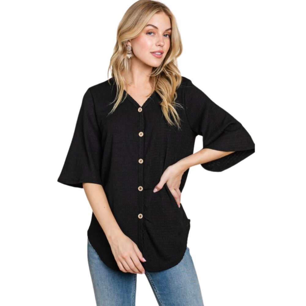 ✨5/$25✨Crinkled Knit Top in Black